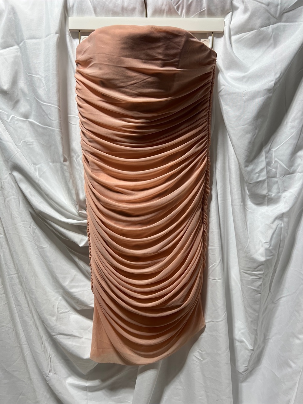 MAJORELLE Strapless Ruched Midi Dress - Peach